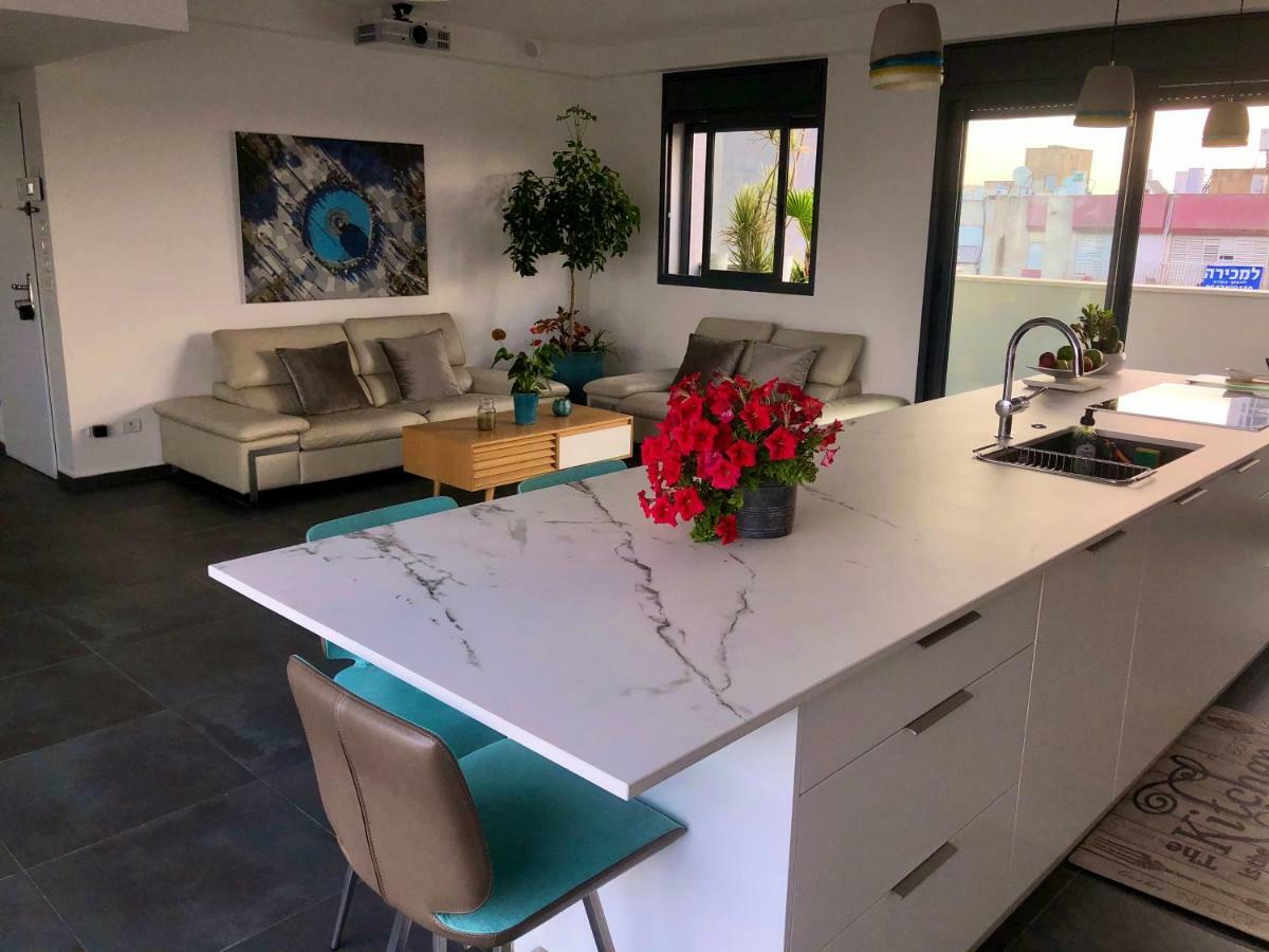 Suite And Room In A Breathtaking New Designed Penthouse In Se Tlv Tel Aviv Dış mekan fotoğraf
